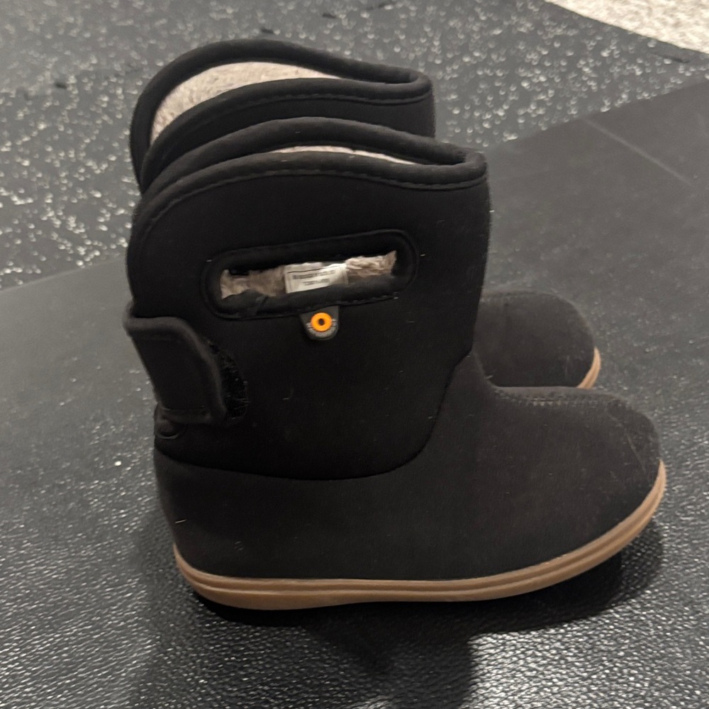 Bogs II boots size9c hardly worn